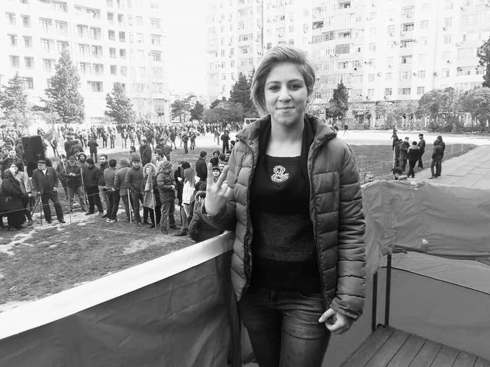 Fatima Movlamli bei einer Kundgebung der Opposition im März 2018.